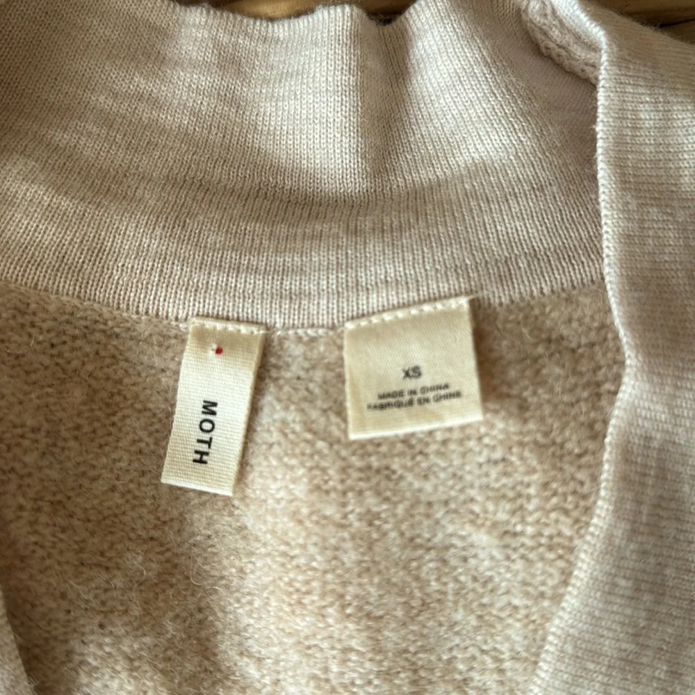 MOTH LIGHTWEIGHT Sweater - Picture 3 of 3